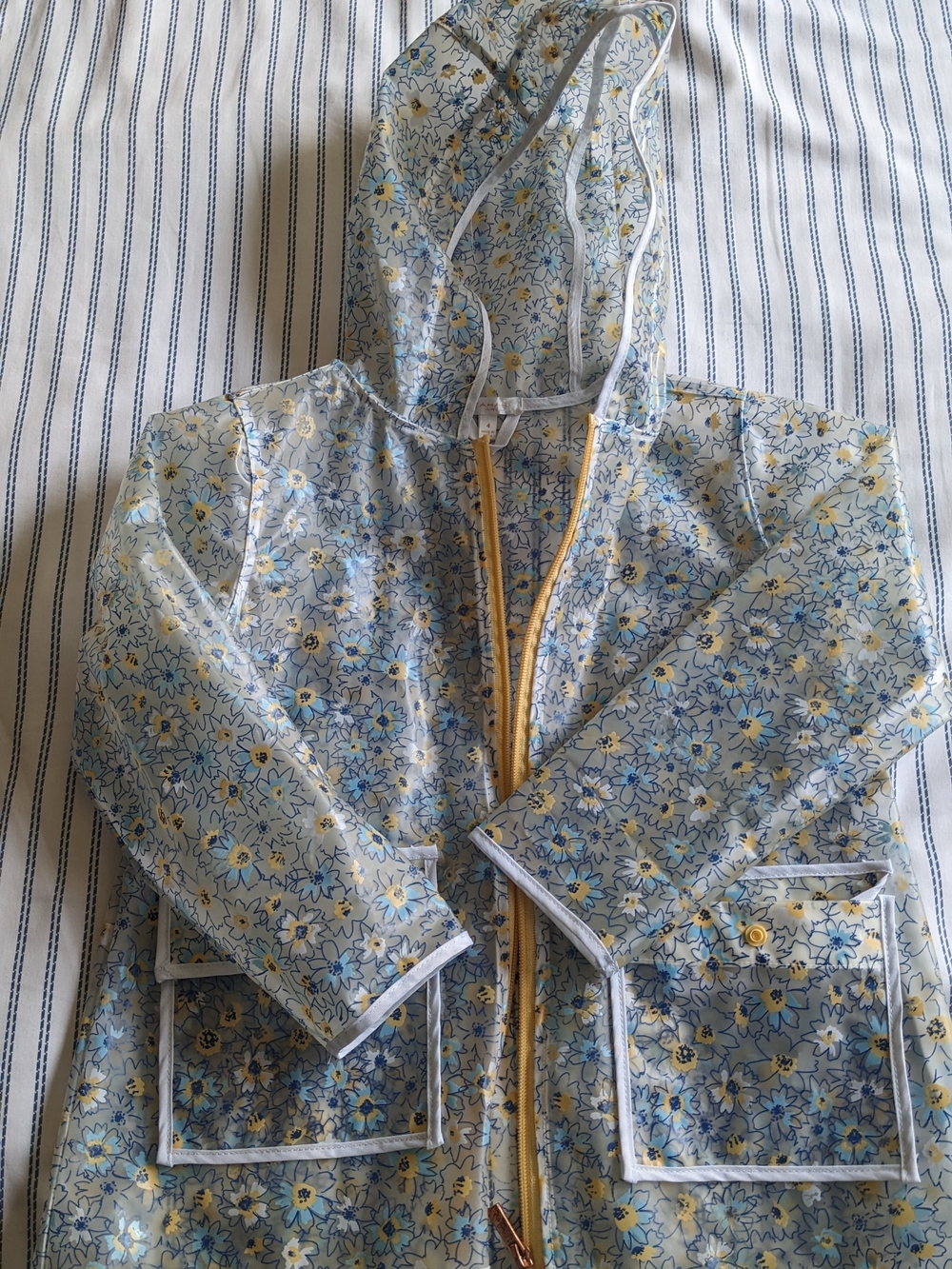 Tahari - Kids Floral Hooded Raincoat